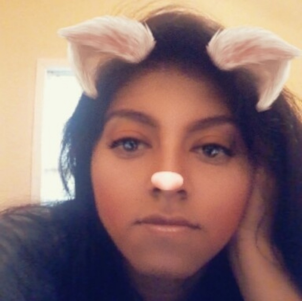 Meet your Posher, Cristina